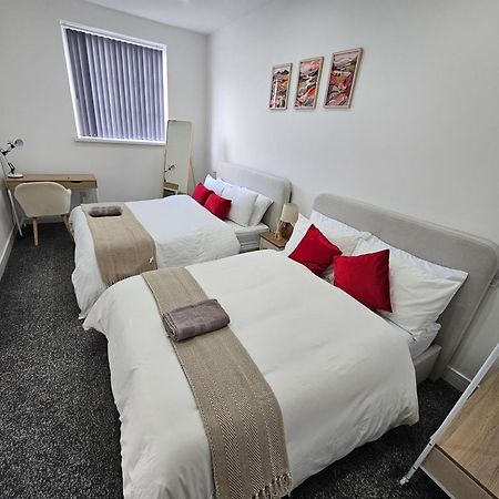 Stylish 1 Bed Apartment In Newly Refurbished Building W/ Parking & Wi-Fi Birmingham Eksteriør bilde